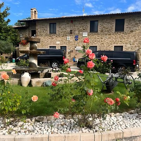 Santa Maria Degli Ancillotti Guest House Petrignano Exterior photo